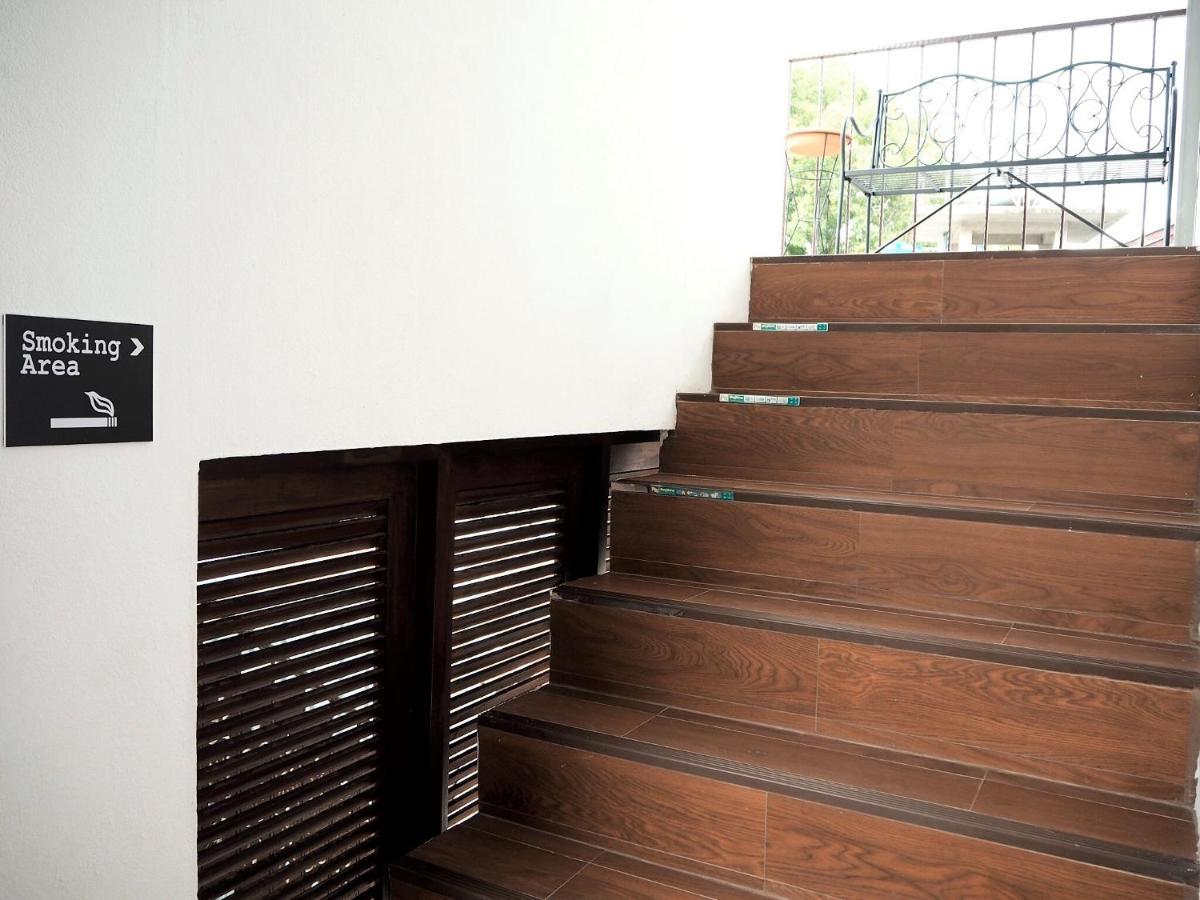Bua House Poshtel Hotel Chiang Mai Exterior photo
